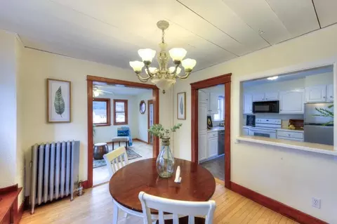 Dining - 4 Commonwealth Ave, Worcester, MA 01604 photo 3 of 4