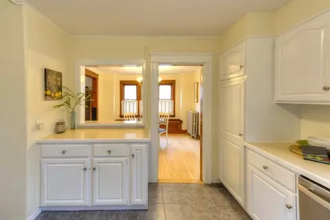 Kitchen - 4 Commonwealth Ave, Worcester, MA 01604 photo 3 of 5