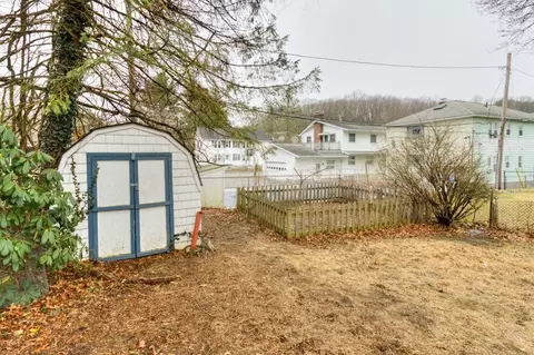 Exterior - 4 Commonwealth Ave, Worcester, MA 01604 photo 7 of 8