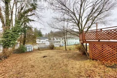 Exterior - 4 Commonwealth Ave, Worcester, MA 01604 photo 6 of 8