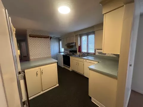 Kitchen - 3 Maple St, Bourne, MA 02532 photo 1 of 2