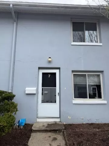 994 Washington St #7, Weymouth, MA 02189