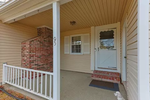 95 Anchor Ln, Cotuit, MA 02635 photo 10