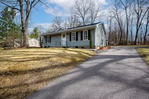 302 Main St, Holden, MA 01520