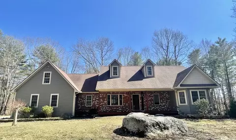 54 Hastings Rd, Spencer, MA 01562