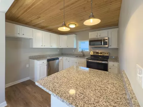 511 Bank St, Fall River, MA 02720 photo 4