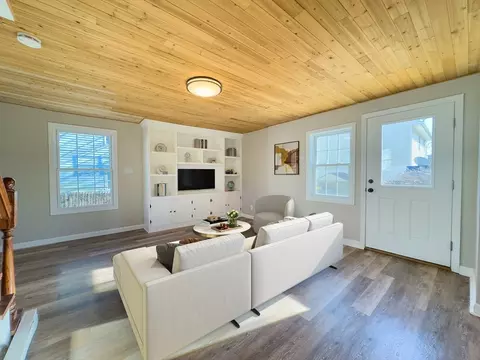 511 Bank St, Fall River, MA 02720 photo 7