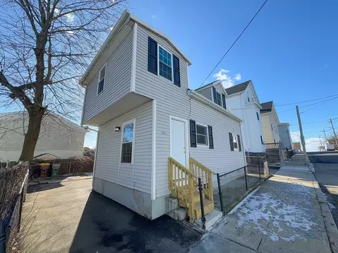511 Bank St, Fall River, MA 02720 photo 2