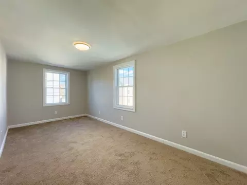 511 Bank St, Fall River, MA 02720 photo 10