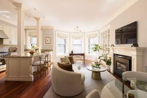 392 Marlborough St #3, Boston, MA 02115