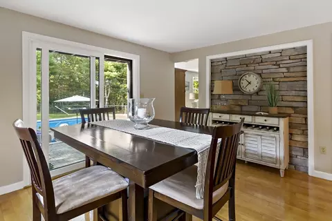 21 Eldridge St, Bourne, MA 02532 photo 7