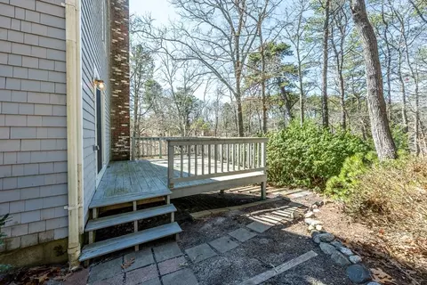 Exterior - 19 Mutiny Way, Mashpee, MA 02649 photo 4 of 4