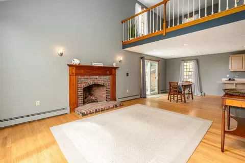 Living - 19 Mutiny Way, Mashpee, MA 02649 photo 2 of 6