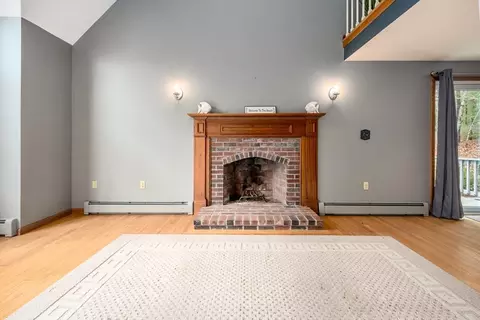 Living - 19 Mutiny Way, Mashpee, MA 02649 photo 1 of 6