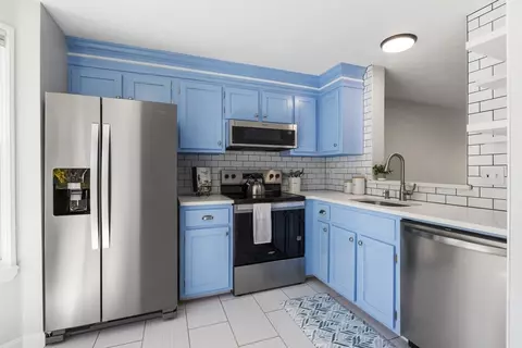 Kitchen - 16 Key St #16, Millis, MA 02054 photo 2 of 4