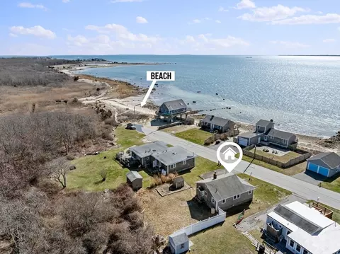 7 Silver Shell Beach Dr, Fairhaven, MA 02719