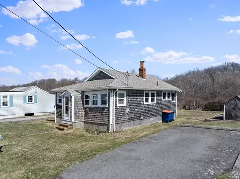 7 Silver Shell Beach Dr, Fairhaven, MA 02719 photo 6