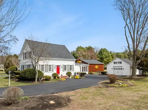 201 N Main St, Raynham, MA 02767