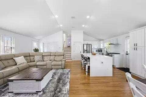 11 Christopher Dr, Milton, MA 02186