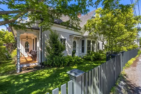 6 Washington Ave, Provincetown, MA 02657