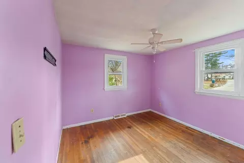 38 Orton St, Worcester, MA 01604 photo 12
