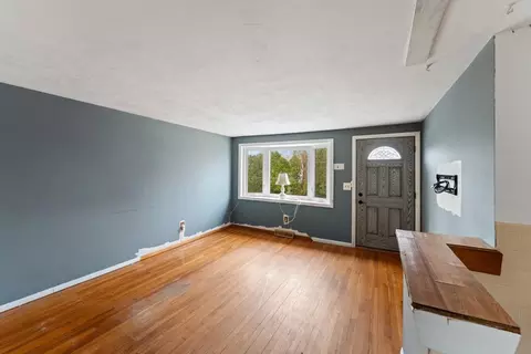 38 Orton St, Worcester, MA 01604 photo 4