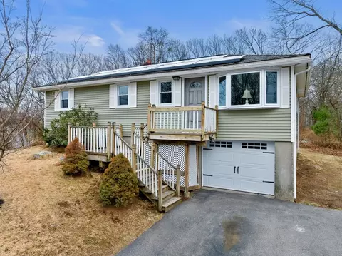 38 Orton St, Worcester, MA 01604 photo 25