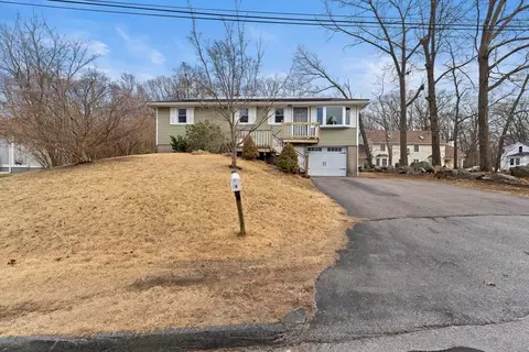 38 Orton St, Worcester, MA 01604 photo 37