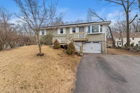 38 Orton St, Worcester, MA 01604 photo 24
