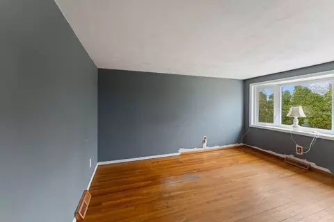 38 Orton St, Worcester, MA 01604 photo 6
