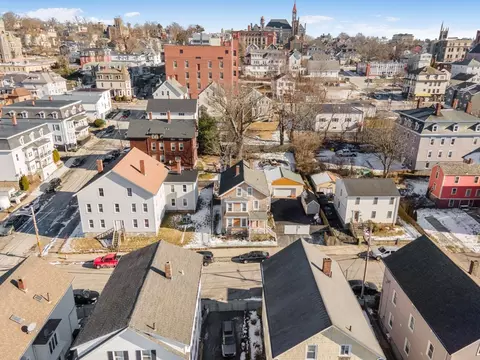 107 Danforth, Fall River, MA 02720 photo 37