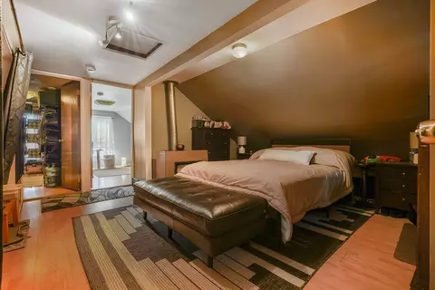 107 Danforth, Fall River, MA 02720 photo 25