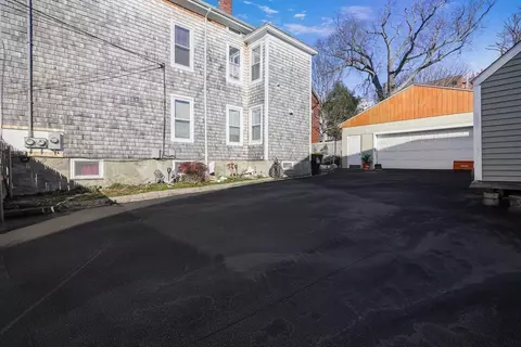 107 Danforth, Fall River, MA 02720 photo 38
