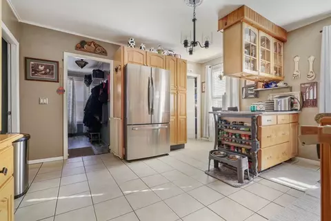 107 Danforth, Fall River, MA 02720 photo 12