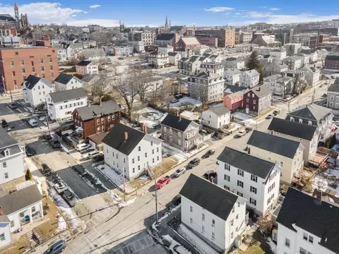 107 Danforth, Fall River, MA 02720 photo 40