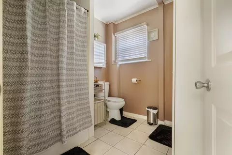 107 Danforth, Fall River, MA 02720 photo 16