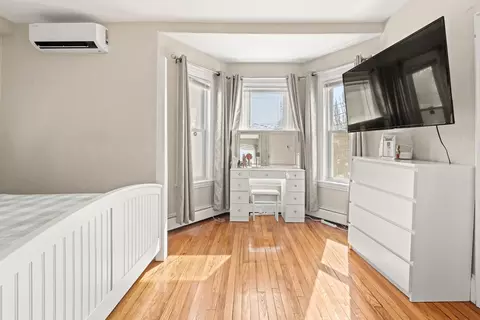 47 Woodlawn St, Everett, MA 02149 photo 9