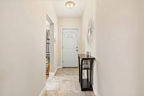 47 Woodlawn St, Everett, MA 02149 photo 11