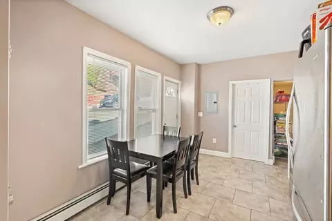 47 Woodlawn St, Everett, MA 02149 photo 14