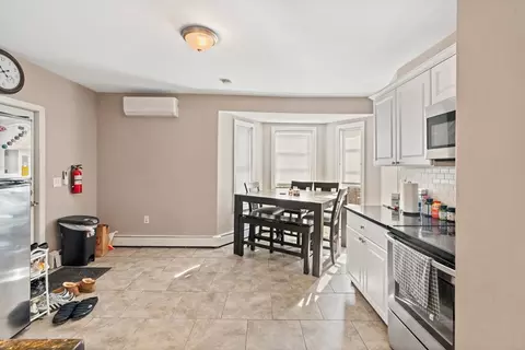 47 Woodlawn St, Everett, MA 02149 photo 28
