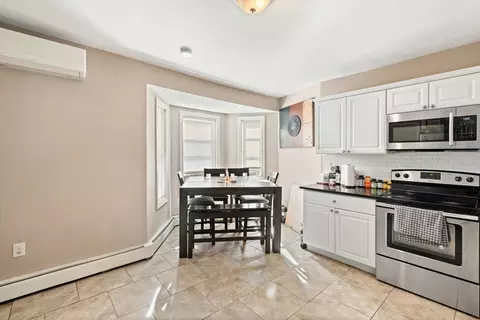 47 Woodlawn St, Everett, MA 02149 photo 31