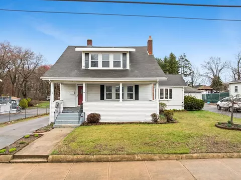 246 West St, Brockton, MA 02301