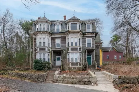 16-18 Yale Ter, Jamaica Plain, MA 02130