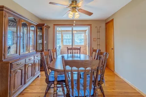 39 Polaski Ave, Chicopee, MA 01013 photo 8
