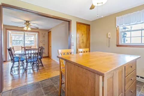 39 Polaski Ave, Chicopee, MA 01013 photo 6
