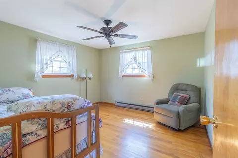 39 Polaski Ave, Chicopee, MA 01013 photo 16