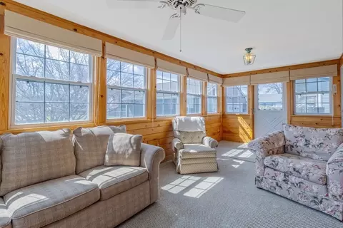 39 Polaski Ave, Chicopee, MA 01013 photo 11