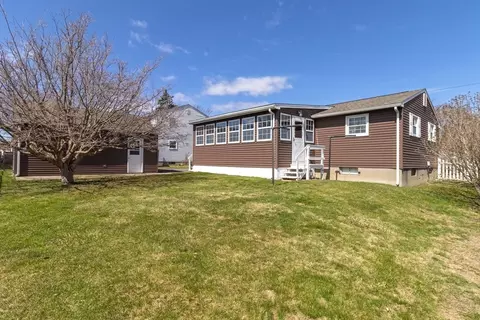 39 Polaski Ave, Chicopee, MA 01013 photo 22