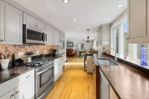 268 Winding Cove Rd, Marstons Mills, MA 02648 photo 8