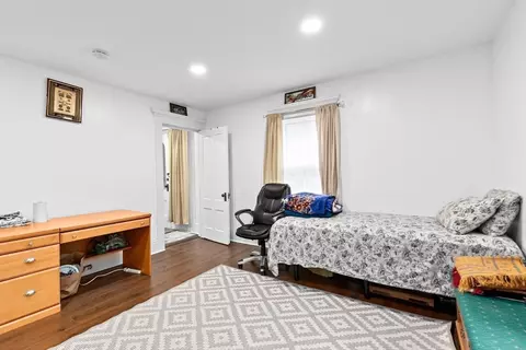 Bedroom - 94 Main St, Acton, MA 01720 photo 1 of 6